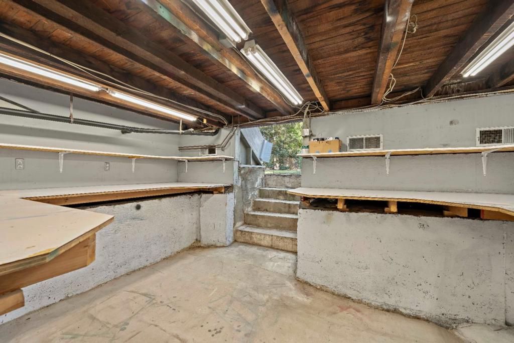 Image 62 of property listing at 163 Carrie Street, San Jose, CA 95112