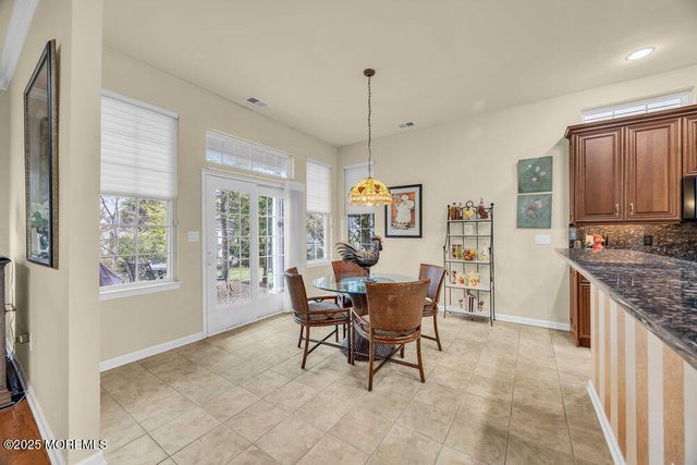 19 Torrey Pines Drive, Monroe, NJ 08831