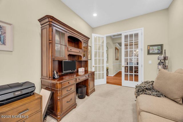 19 Torrey Pines Drive, Monroe, NJ 08831