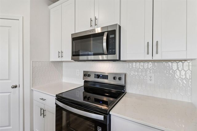 705 SPARTINA WAY, Lady Lake, FL 32159