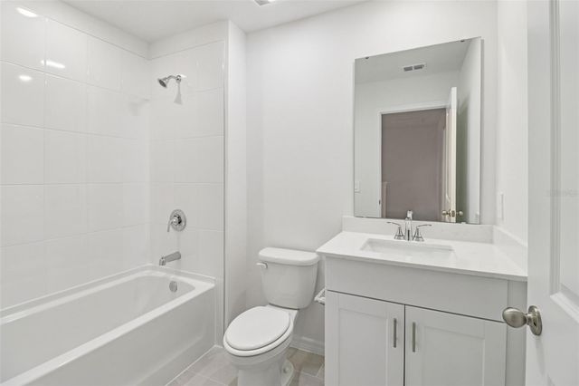 705 SPARTINA WAY, Lady Lake, FL 32159