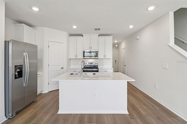 705 SPARTINA WAY, Lady Lake, FL 32159