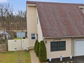 27W119 Cooley Avenue, Winfield, IL 60190