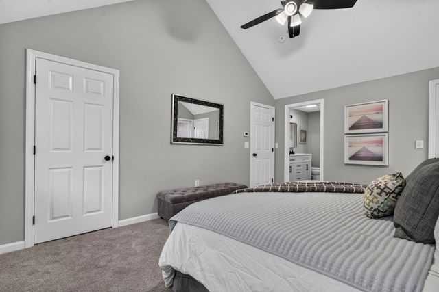 16 Horseshoe Ln, Clinton, MA 01510