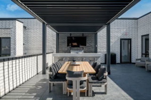 8020 W O'Connor Drive 106, River Grove, IL 60171