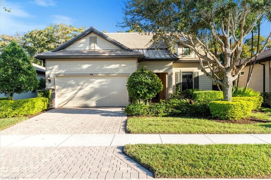 9418 Greyhawk TRL, Naples, FL 34120