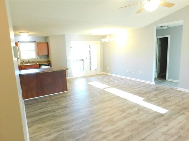 5 Appledown Ct, Anderson, SC 29621