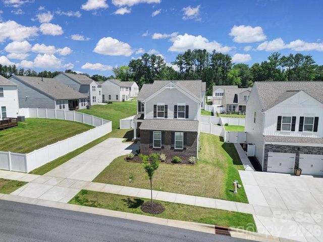 635 Synclaire Place, Rock Hill, SC 29730