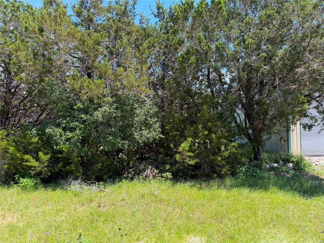560 Hummingbird HL, Canyon Lake, TX 78133