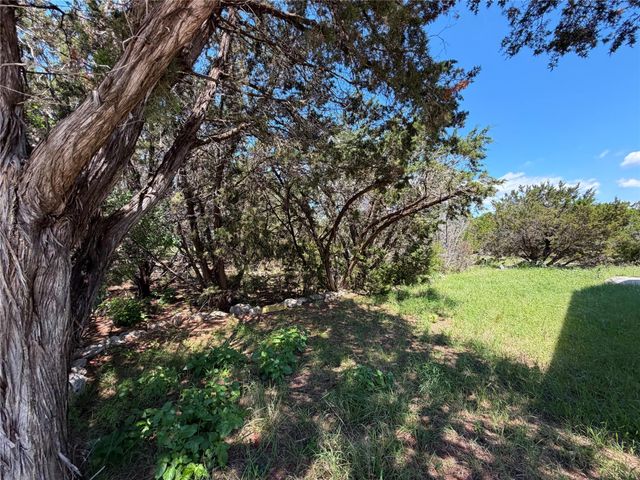 560 Hummingbird HL, Canyon Lake, TX 78133