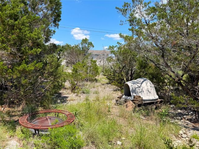 560 Hummingbird HL, Canyon Lake, TX 78133