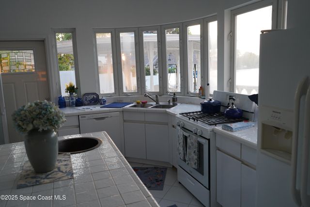 345 S Point Court, Satellite Beach, FL 32937