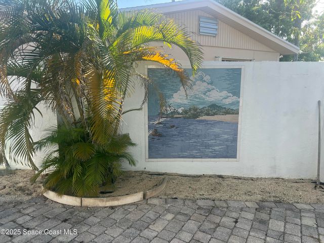 345 S Point Court, Satellite Beach, FL 32937