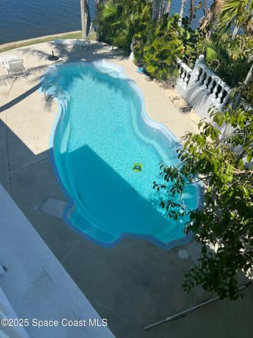 345 S Point Court, Satellite Beach, FL 32937