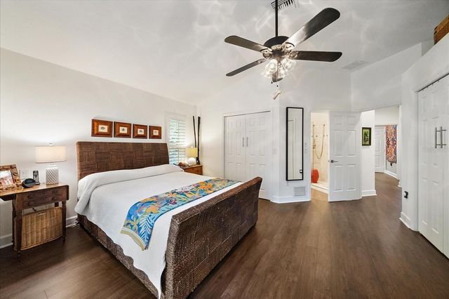 1713 FIESTA DRIVE, Sarasota, FL 34231