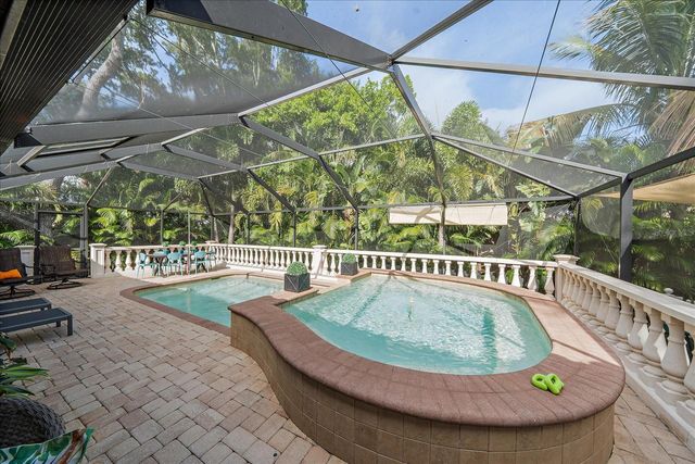 1713 FIESTA DRIVE, Sarasota, FL 34231