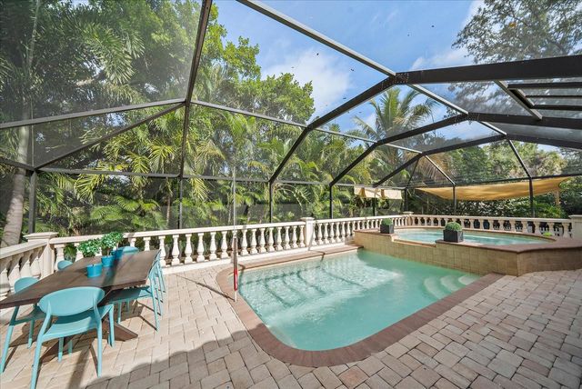 1713 FIESTA DRIVE, Sarasota, FL 34231