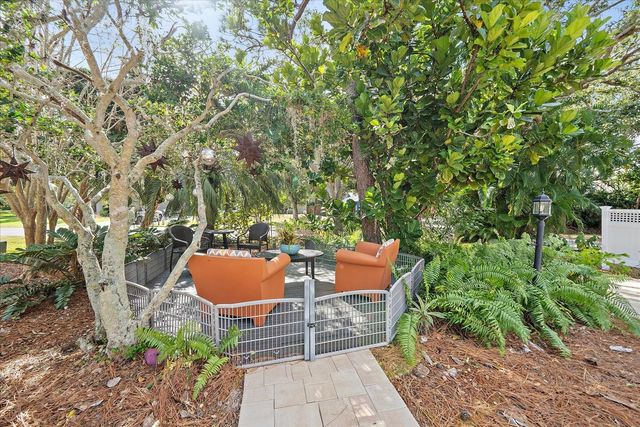 1713 FIESTA DRIVE, Sarasota, FL 34231