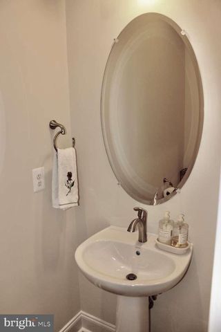 124 PIMPERNEL PL, Lake Frederick, VA 22630