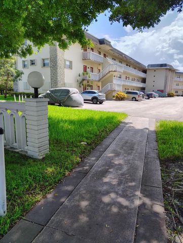 4341 NW 16th Street Apt 211, Lauderhill, FL 33313