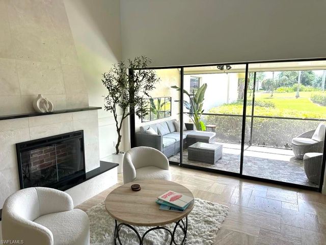 640 Augusta BLVD # 3, Naples, FL 34113