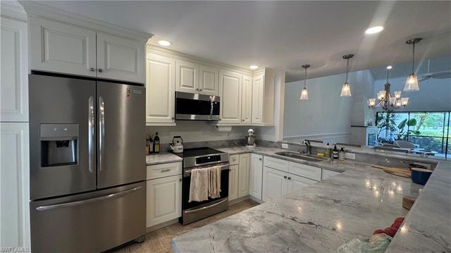 640 Augusta BLVD # 3, Naples, FL 34113