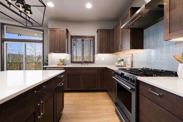 13733 N Mayfair Ln, Spokane, WA 92205