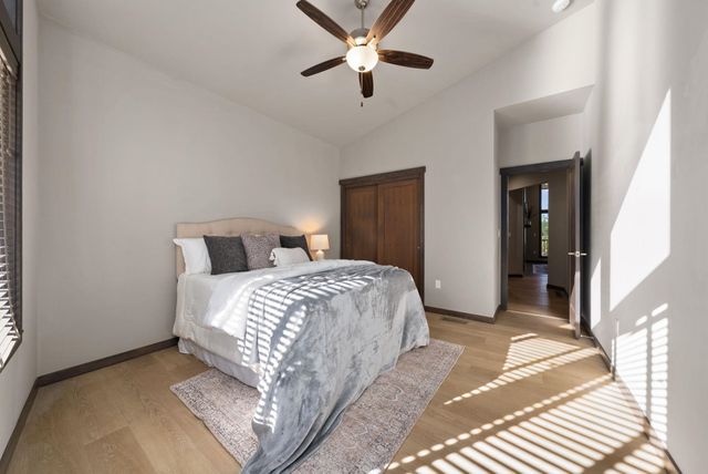 13733 N Mayfair Ln, Spokane, WA 92205