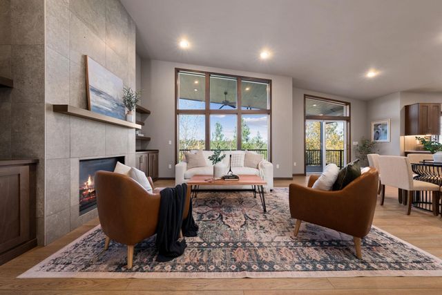 13733 N Mayfair Ln, Spokane, WA 92205