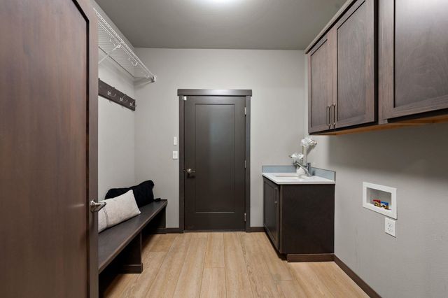 13733 N Mayfair Ln, Spokane, WA 92205