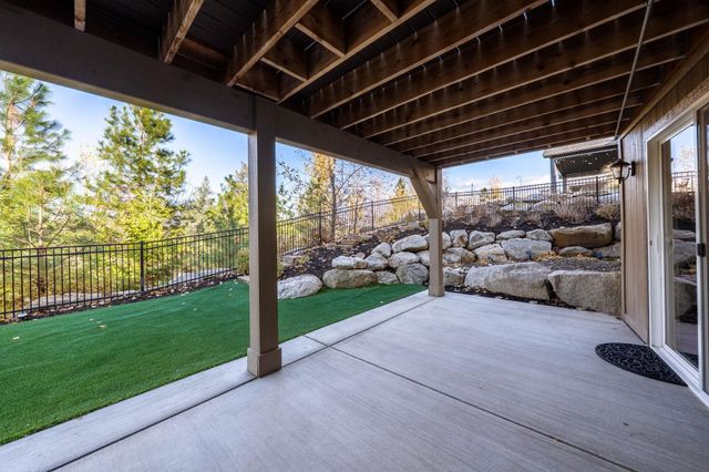 13733 N Mayfair Ln, Spokane, WA 92205