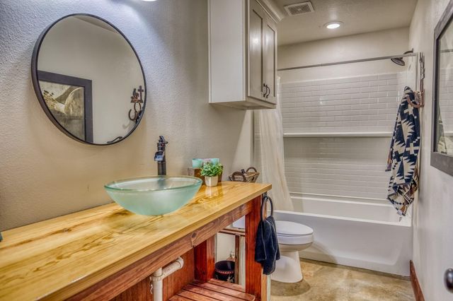 14125 County Road 164, Iola, TX 77861