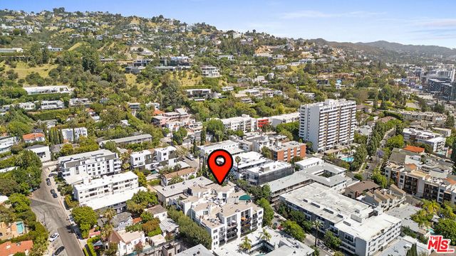 1201 Larrabee Street 206, West Hollywood, CA 90069
