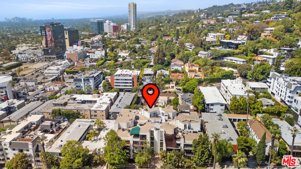 1201 Larrabee Street 206, West Hollywood, CA 90069