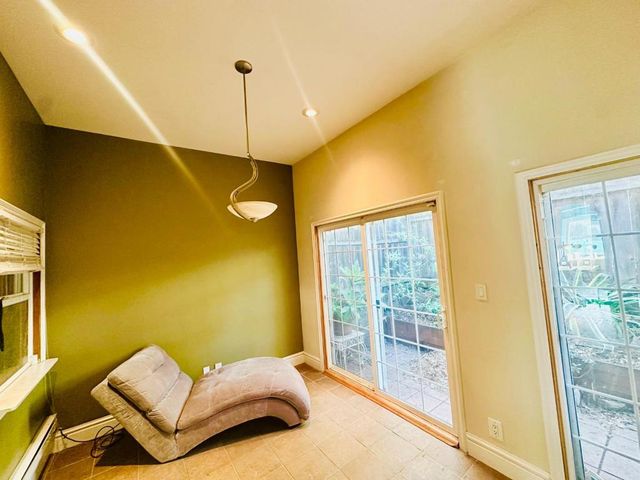 260 Park View Terrace, Oakland, CA 94610