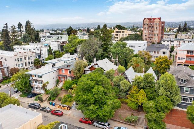 260 Park View Terrace, Oakland, CA 94610