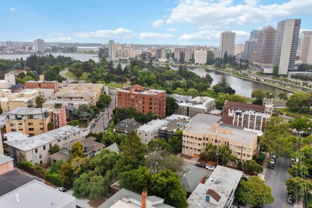 260 Park View Terrace, Oakland, CA 94610
