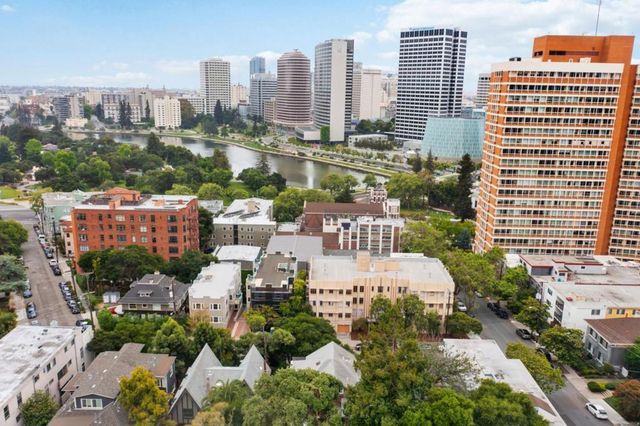 260 Park View Terrace, Oakland, CA 94610