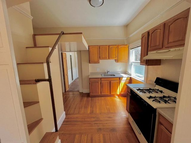 260 Park View Terrace, Oakland, CA 94610