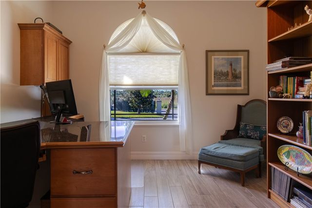 1504 Eagles Circle, Sebastian, FL 32958