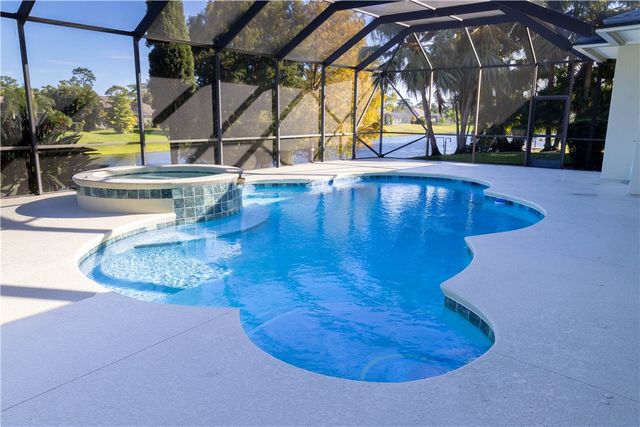 1504 Eagles Circle, Sebastian, FL 32958