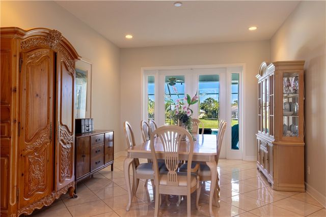 1504 Eagles Circle, Sebastian, FL 32958