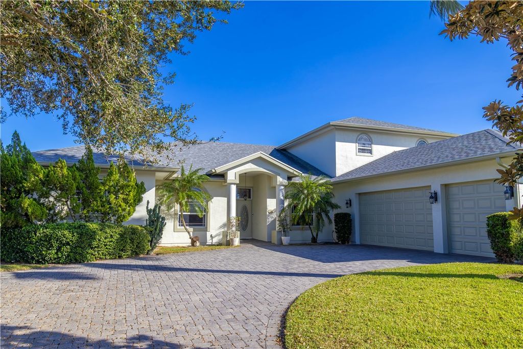 1504 Eagles Circle, Sebastian, FL 32958