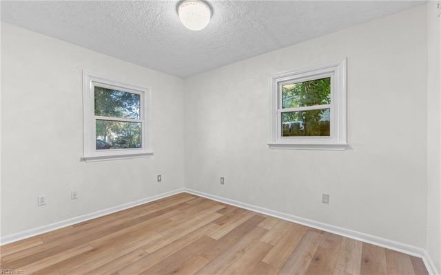 3073 Pewter RD, Virginia Beach, VA 23452