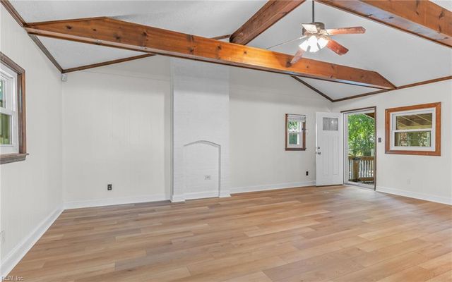 3073 Pewter RD, Virginia Beach, VA 23452