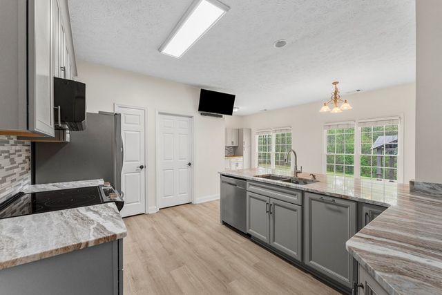 1643 Ossahatchee Creek Drive, Ellerslie, GA 31807