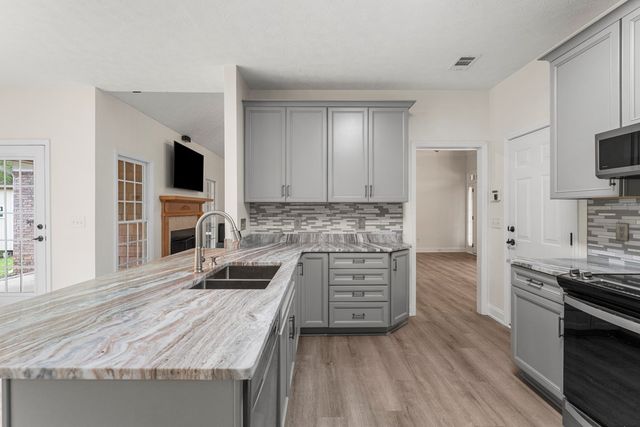 1643 Ossahatchee Creek Drive, Ellerslie, GA 31807