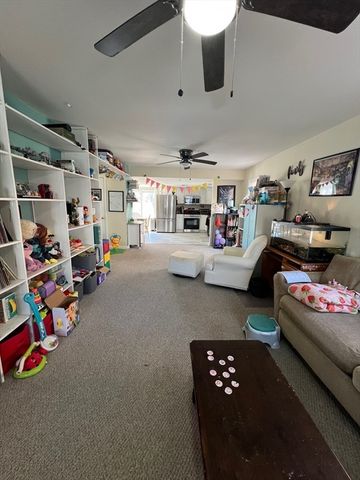 132 Pleasant St, Fairhaven, MA 02719