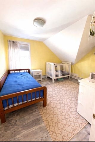 132 Pleasant St, Fairhaven, MA 02719