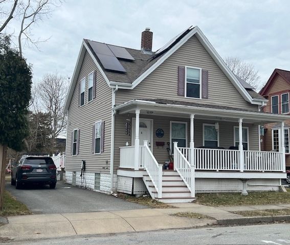 132 Pleasant St, Fairhaven, MA 02719